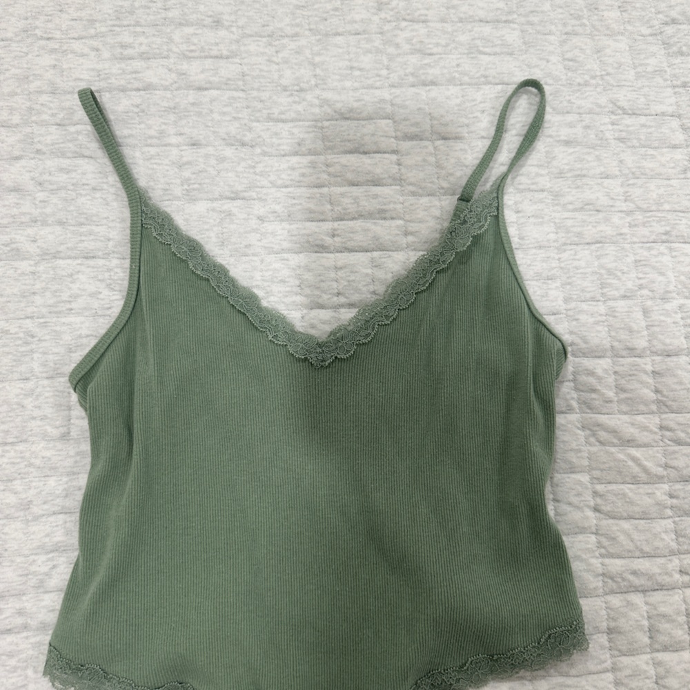 tank top from hollister
size L